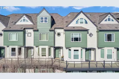 905 N Harbour Dr #6, Portland, OR 97217 - Photo 2