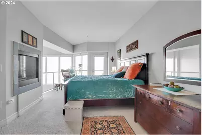 905 N Harbour Dr #6, Portland, OR 97217 - Photo 20