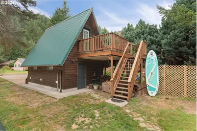 10282 Field Crest Dr, Birkenfeld, OR 97016 - Photo 14