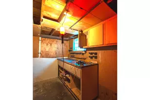 11020 NE Glisan St, Portland, OR 97220 - Photo 16