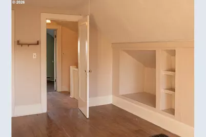 11020 NE Glisan St, Portland, OR 97220 - Photo 12