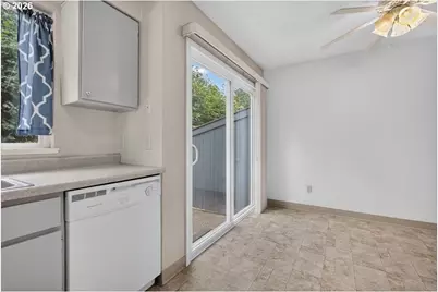 24002 NE Treehill Dr, Wood Village, OR 97060 - Photo 18