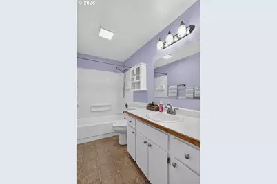 24002 NE Treehill Dr, Wood Village, OR 97060 - Photo 26
