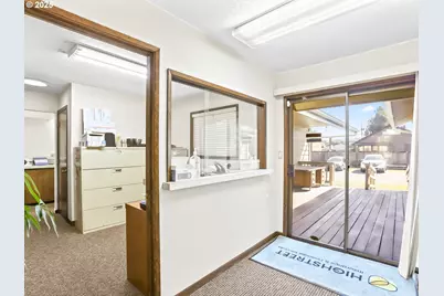 4320 SW 110th Ave, Beaverton, OR 97005 - Photo 4