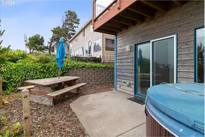 1933 SW Coast Ave, Lincoln City, OR 97367 - Photo 38