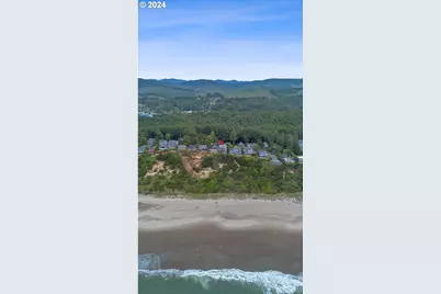 1933 SW Coast Ave, Lincoln City, OR 97367 - Photo 46