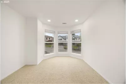 13784 SW Hillshire Dr, Tigard, OR 97223 - Photo 26