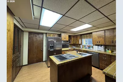 702 Elm Dr, Goldendale, WA 98620 - Photo 6