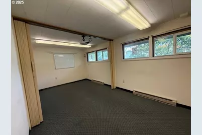 1576 12th St, Florence, OR 97439 - Photo 16