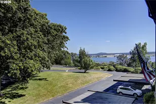5585 E Evergreen Blvd, Vancouver, WA 98661 - Photo 16