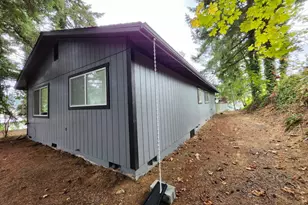 504 Silver Ave, Drain, OR 97435 - Photo 24