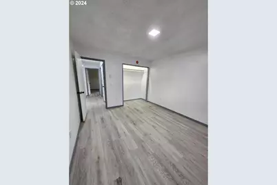 504 Silver Ave, Drain, OR 97435 - Photo 12