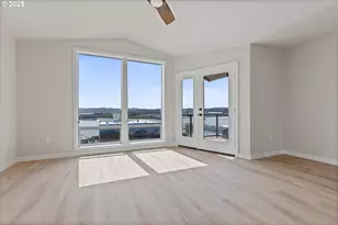 819 Southwest 13th Street, Newport, OR 97365 - Photo 18