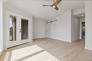 819 Southwest 13th Street, Newport, OR 97365 - Photo 20