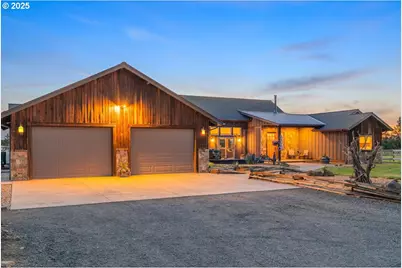 6150 NW Kingwood Ave, Redmond, OR 97756 - Photo 4