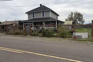 33964 D St, Eugene, OR 97405 - Photo 2