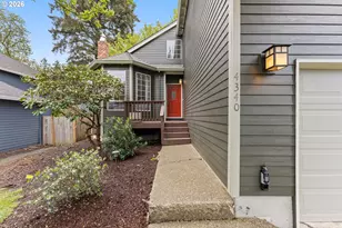 4340 SW Vacuna St, Portland, OR 97219 - Photo 2