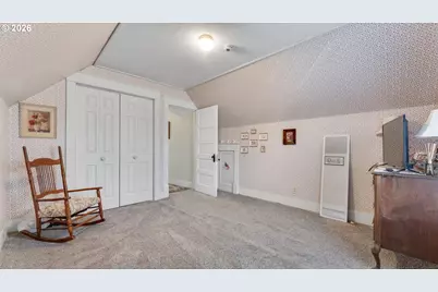 2206 Marion St, North Bend, OR 97459 - Photo 24