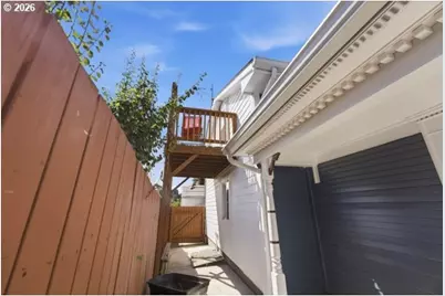 2206 Marion St, North Bend, OR 97459 - Photo 46