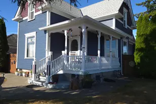 2206 Marion St, North Bend, OR 97459 - Photo 6