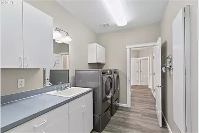 8303 NE 164th St, Vancouver, WA 98662 - Photo 12