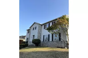 22146 SW Little John Terrace, Sherwood, OR 97140 - Photo 2