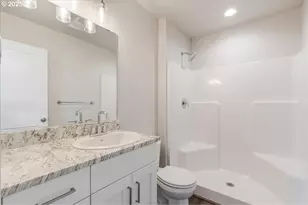 373 SE Kitzmiller Dr, Dallas, OR 97338 - Photo 8