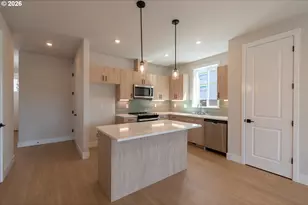 2418 SW 5th Pl, Battle Ground, WA 98604 - Photo 2