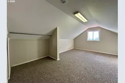 260 NW Heisler St, Dufur, OR 97021 - Photo 16