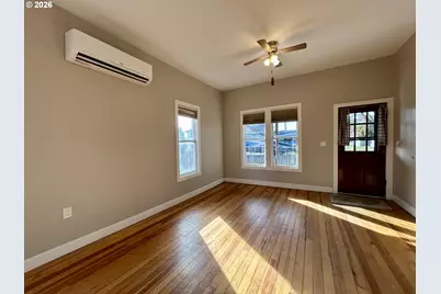 260 NW Heisler St, Dufur, OR 97021 - Photo 6