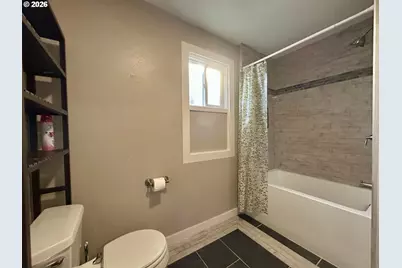 260 NW Heisler St, Dufur, OR 97021 - Photo 18