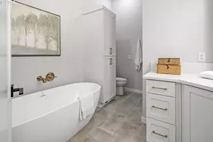 1410 Woodland Terrace, Lake Oswego, OR 97034 - Photo 24
