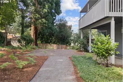 1410 Woodland Ter, Lake Oswego, OR 97034 - Photo 40