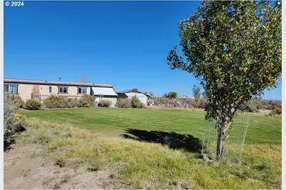 88160 Fairview Ln, Christmas Valley, OR 97641 - Photo 28