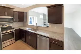 3011 NW Dogwood Ave, Redmond, OR 97756 - Photo 8