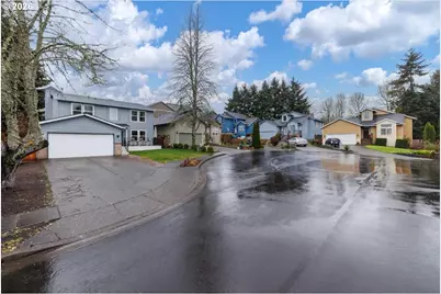 14325 SW Spaniel Ct, Beaverton, OR 97008 - Photo 2