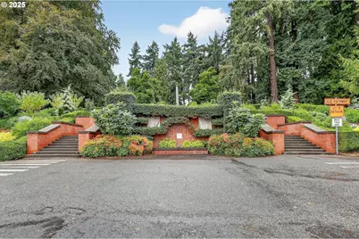 2393 SW Park Pl #210, Portland, OR 97205 - Photo 40