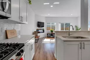 2721 S Magnolia Dr, Cornelius, OR 97113 - Photo 14