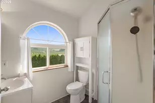 3915 Massee Grade Rd, Hood River, OR 97031 - Photo 34
