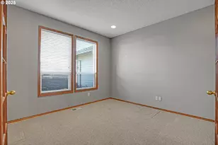 2593 NE Beech Ave, Gresham, OR 97030 - Photo 28