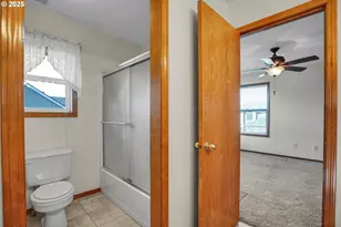 2593 NE Beech Ave, Gresham, OR 97030 - Photo 32