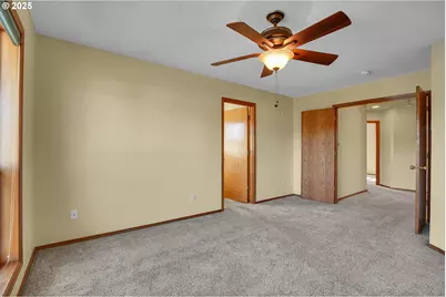 2593 NE Beech Ave, Gresham, OR 97030 - Photo 34