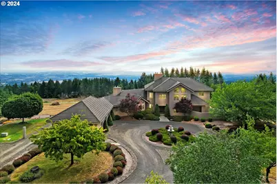 18200 NE Sunrise Peaks Ln, Hillsboro, OR 97123 - Photo 2