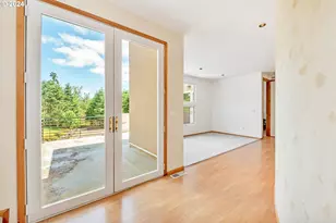 35956 Hwy 58, Pleasant Hill, OR 97455 - Photo 24