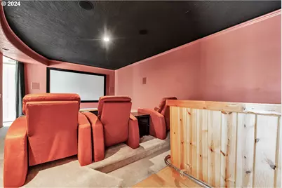 35956 Highway 58, Pleasant Hill, OR 97455 - Photo 28