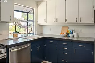 3665 Thames St, Eugene, OR 97405 - Photo 12