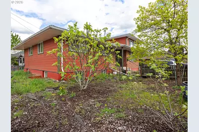 3710 SE 49th Ave, Portland, OR 97206 - Photo 8