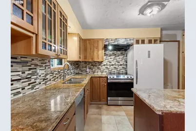3710 SE 49th Ave, Portland, OR 97206 - Photo 8
