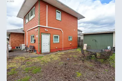 3710 SE 49th Ave, Portland, OR 97206 - Photo 10
