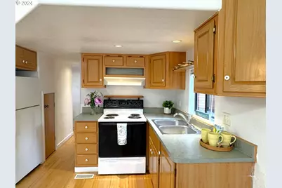 97748 N Bank Chetco River Rd #10, Brookings, OR 97415 - Photo 14